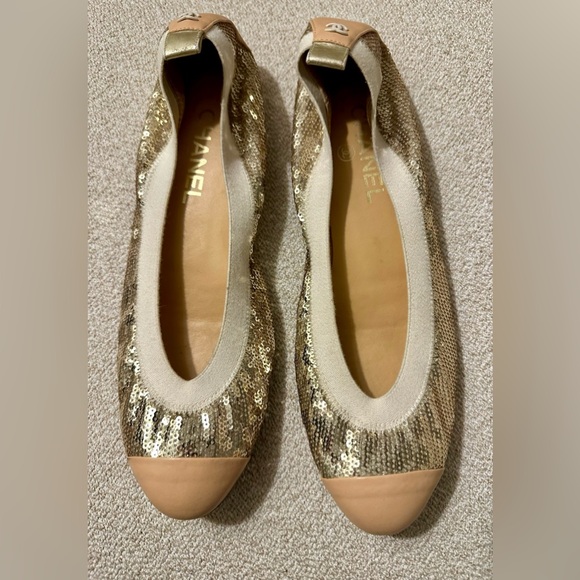 CHANEL Shoes - CHANEL Gold Sequin Flats- Authenticated